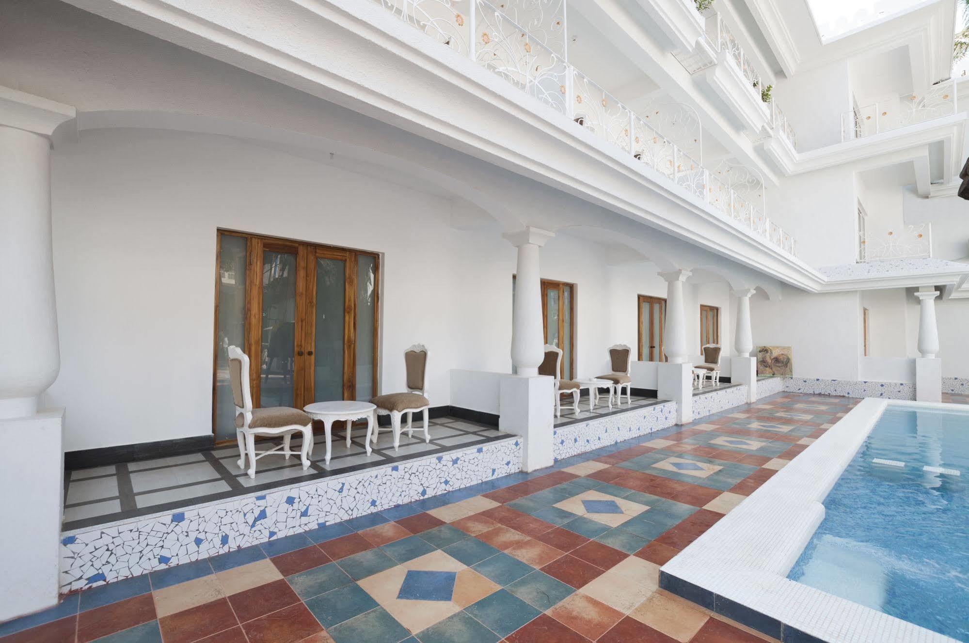 Pirache Art Hotel & Spa, Calangute Exterior photo