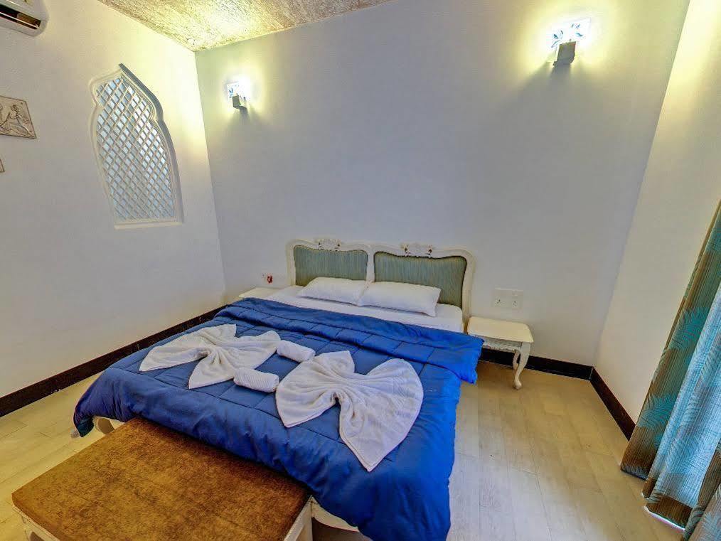 Pirache Art Hotel & Spa, Calangute Exterior photo